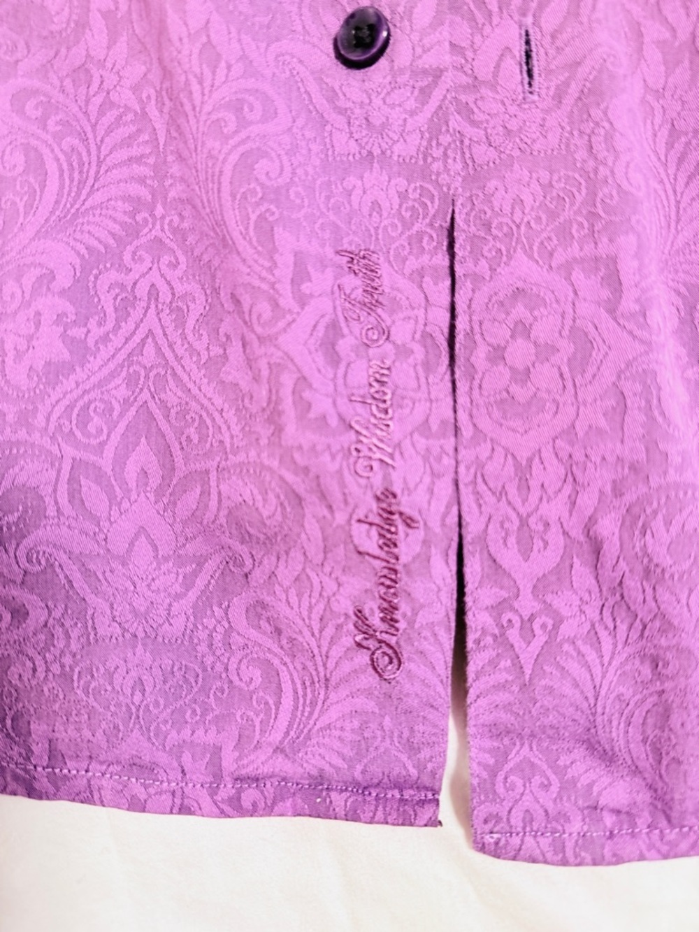 Robert Graham Classic Vibrant Purple Short-Sleeve Button-Down Shirt - Picture 3 of 5